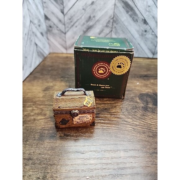 Noah's Toolbox retired 1.75 x 2in Boyds Bearstone 1995 trinket box NIB 2434 - Picture 3 of 10